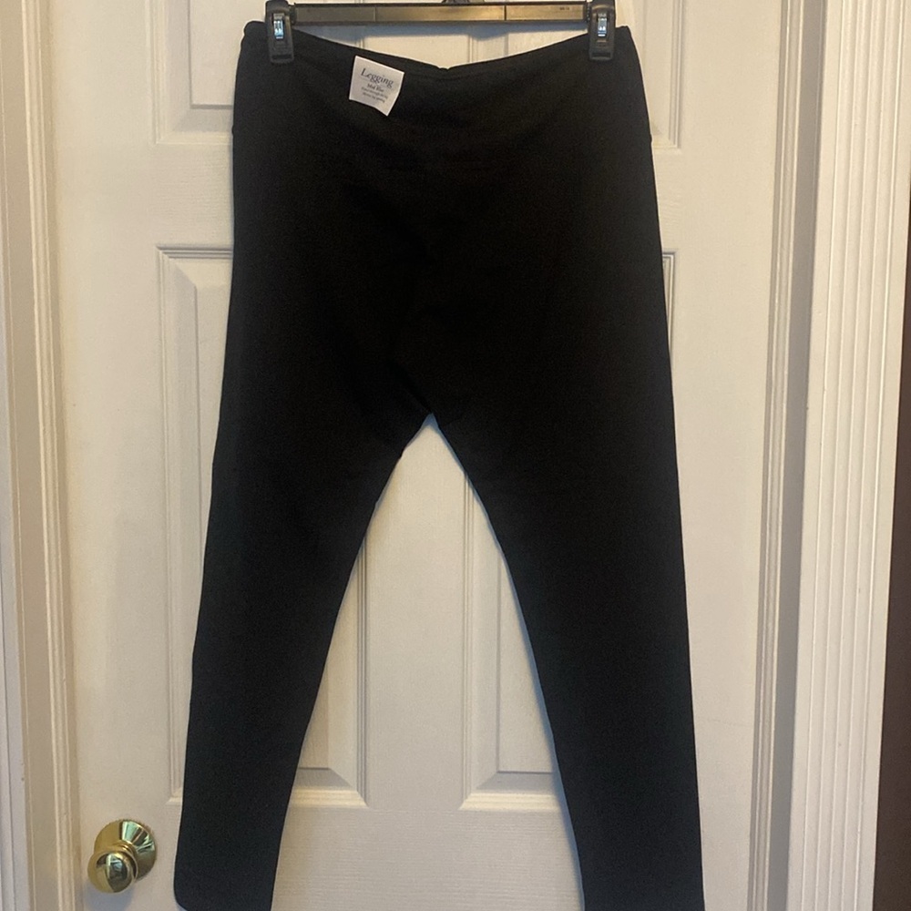 Croft & Barrow Classic Fit Mid Rise Cotton Spandex Black Leggings Sz L NWT - Picture 3 of 7